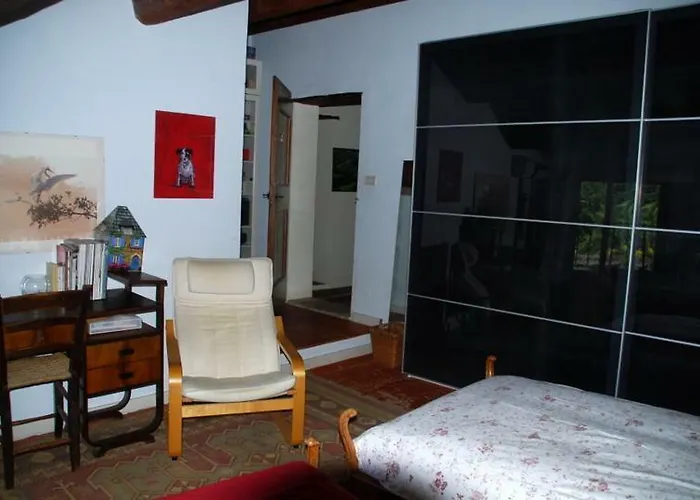 Habitación en casa particular Camomilla Rávena